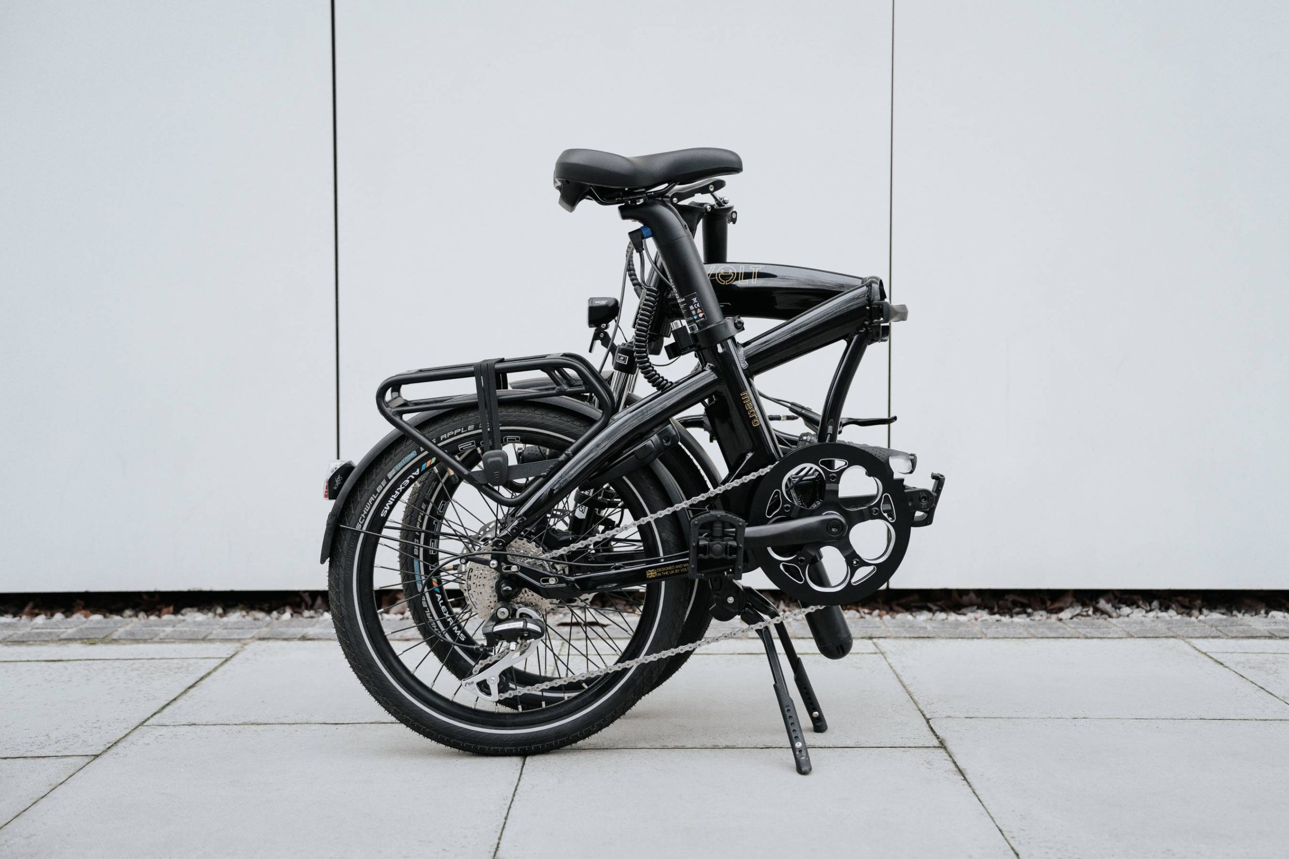 volt-metro-black-close-up-gallery