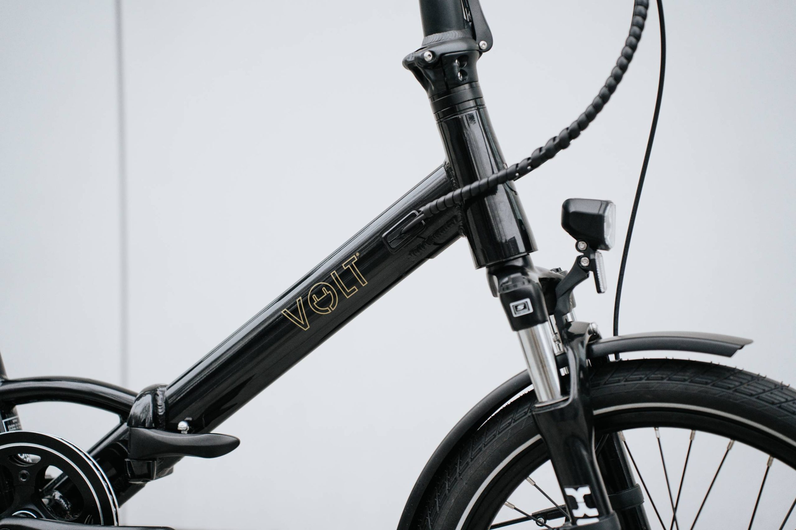 volt-metro-ls-black-close-up-gallery-3